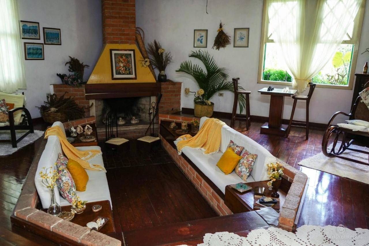 Refúgio Pasárgada Guest House Mairiporã Esterno foto