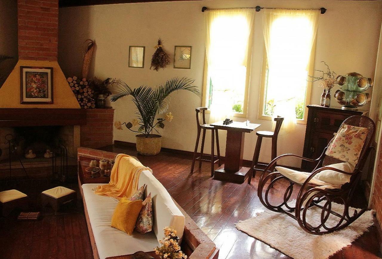 Refúgio Pasárgada Guest House Mairiporã Esterno foto